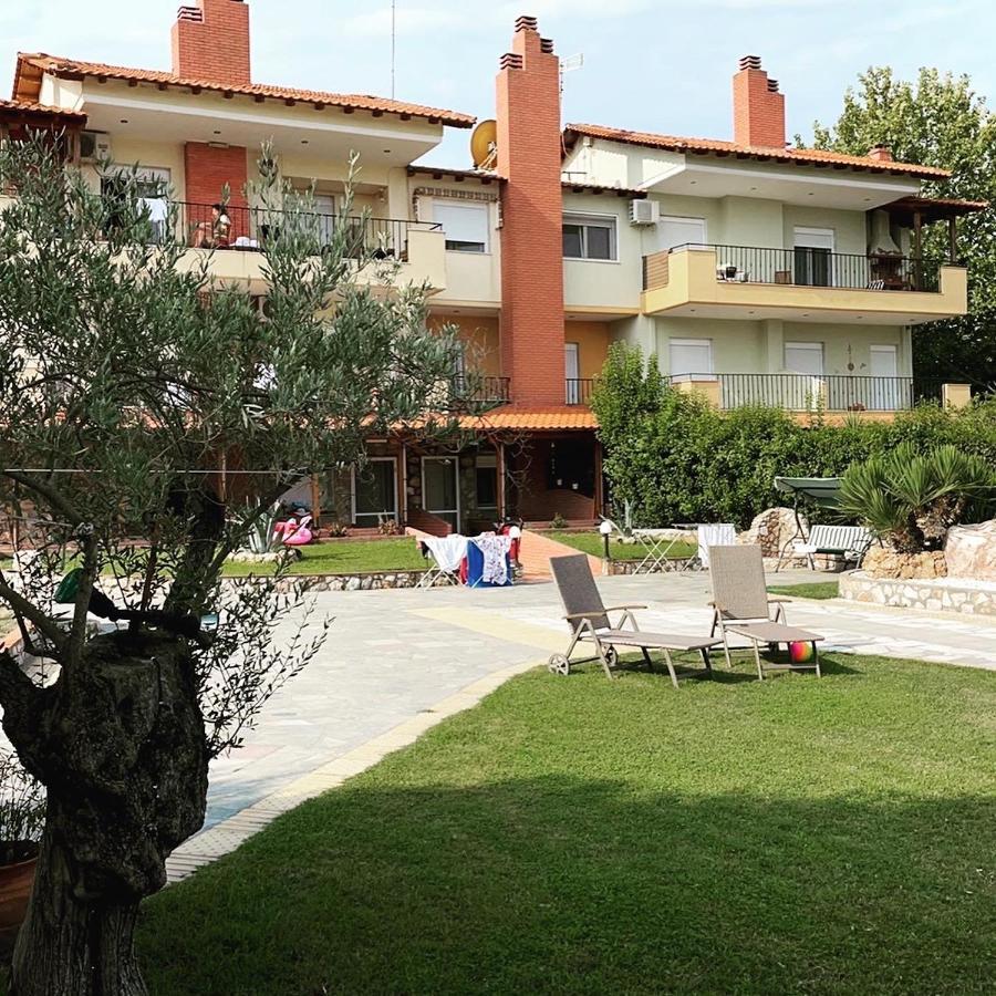 Makis Nest Apart-Hotel Vourvourou Luaran gambar
