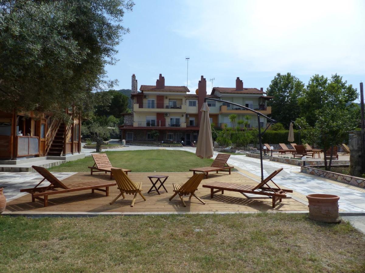 Makis Nest Apart-Hotel Vourvourou Luaran gambar