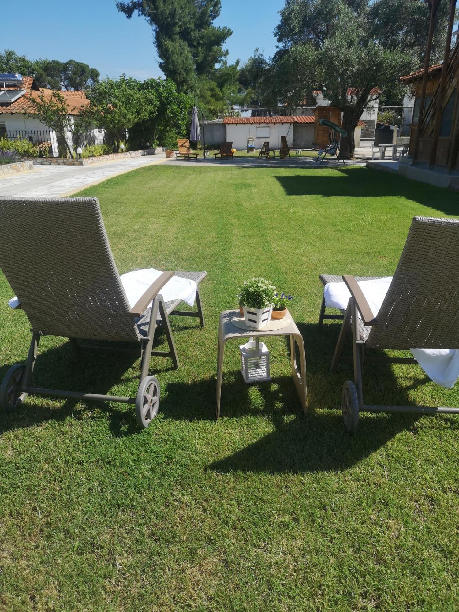 Makis Nest Apart-Hotel Vourvourou Luaran gambar